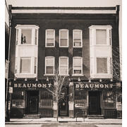 Beaumont's hiring Food Runner in Chicago, IL